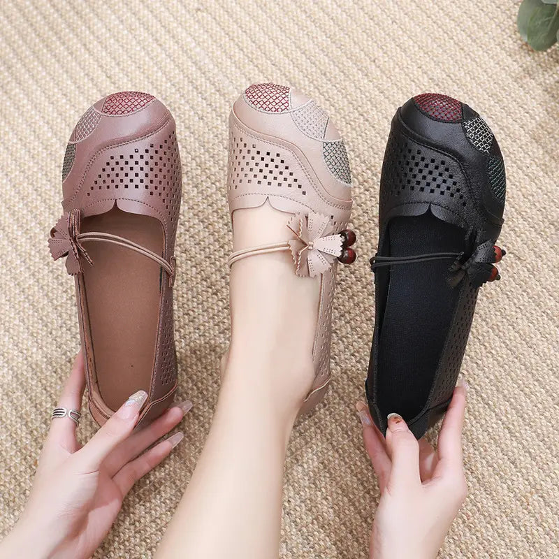 LetcloTM Women's Flat Breathable Leather Shoes
